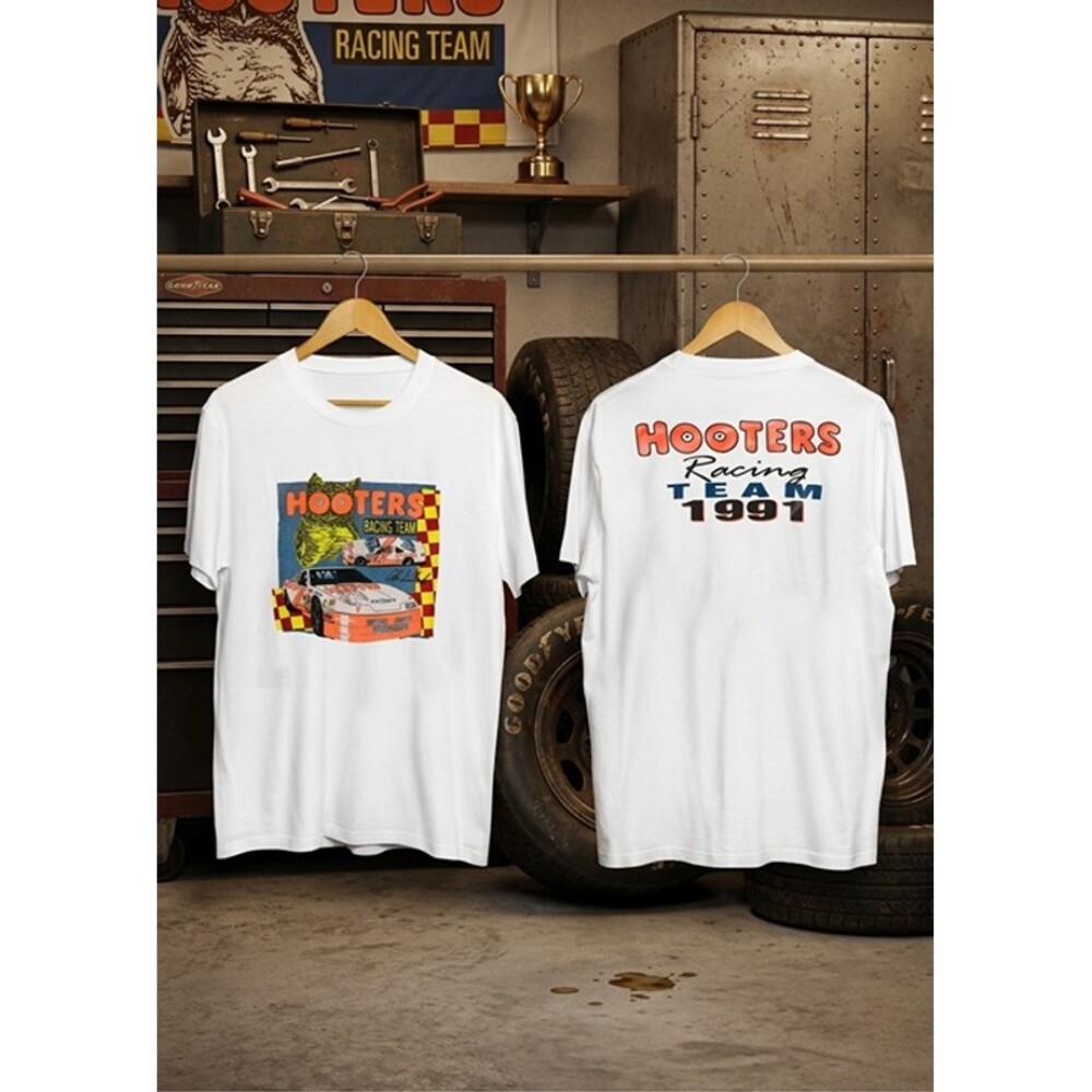 Vintage Hooters Racing Team 1991 NASCAR Graphic Tee Retro Y2K Shirt